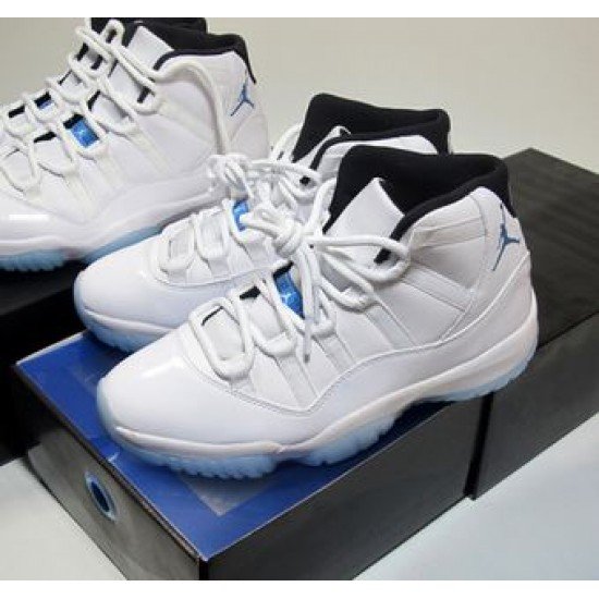 Air Jordan 11 Legend Blue