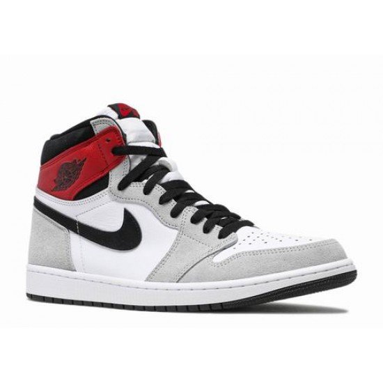 Air Jordan 1 Retro High OG Light Smoke Grey