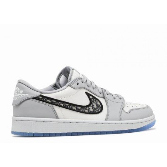 Air Jordan 1 Retro Low Wolf Grey