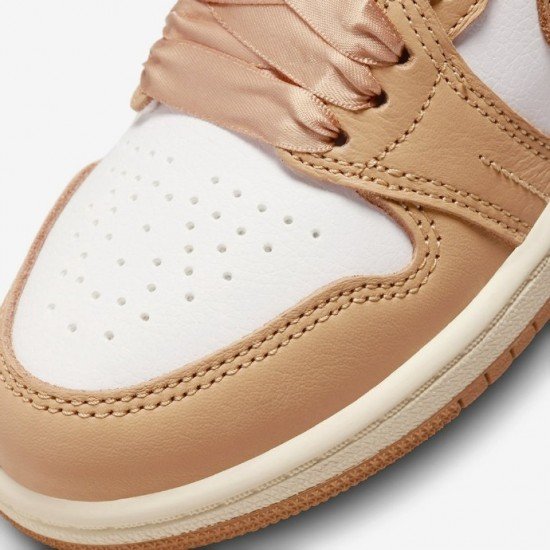 Wmns Air Jordan 1 Retro High OG Praline