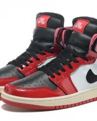 Wmns Air Jordan 1 High Zoom Comfort Chicago Bulls