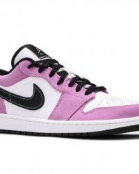 Air Jordan 1 Low SE Violet Shock