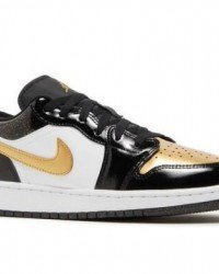 Air Jordan 1 Low SE GS Gold Toe