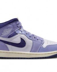 Wmns Air Jordan 1 Mid SE Sky J Purple