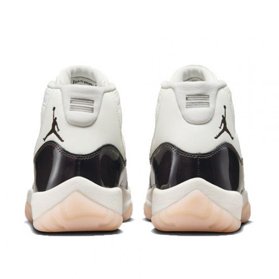 Air Jordan 11 WMNS Neapolitan