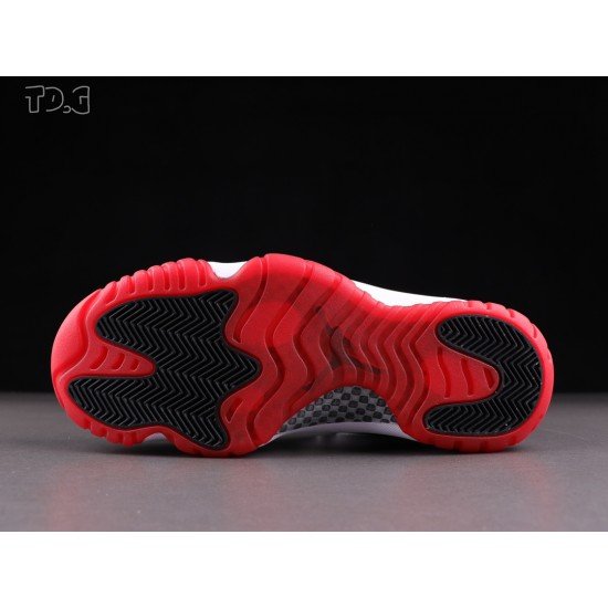 Air Jordan 11 Retro Low Concord Bred AV2187-160