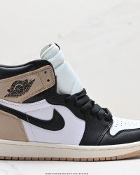 Air Jordan 1 Retro High OG”BlackWhite FD2596-021